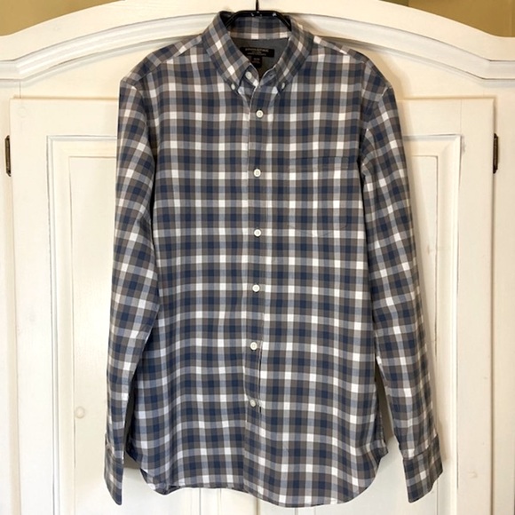 Banana Republic Soft Wash Cotton Plaid Button Down Shirt - Picture 1 of 9